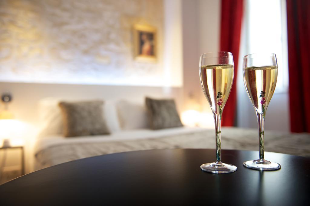 Hotel Le Clos De Notre Dame Paris Luaran gambar